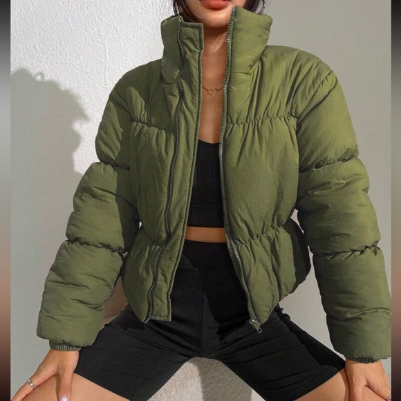 Jackets & Blazers - Cozy zip up puffer jacket